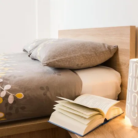Aloise Apartment In Old Town Center Guest house